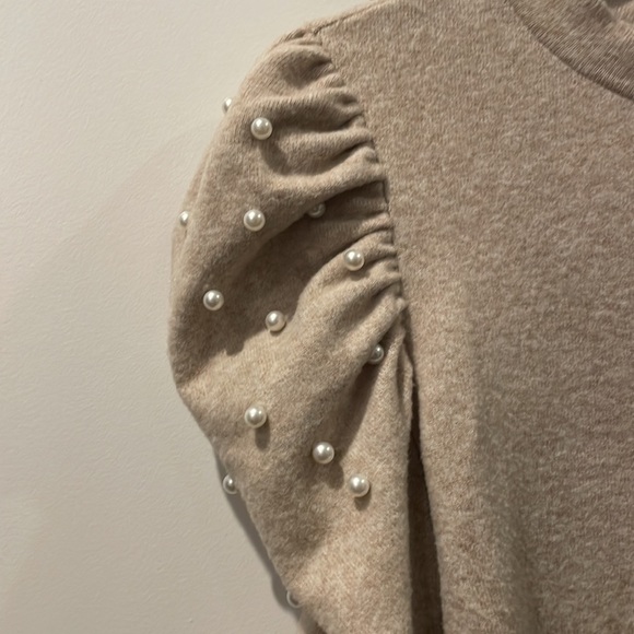Zara Pearl Detail Sweater Size Small - Picture 2 of 11